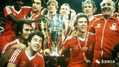  诺丁汉森林补时阶段绝平，顽强精神赢得球迷掌声